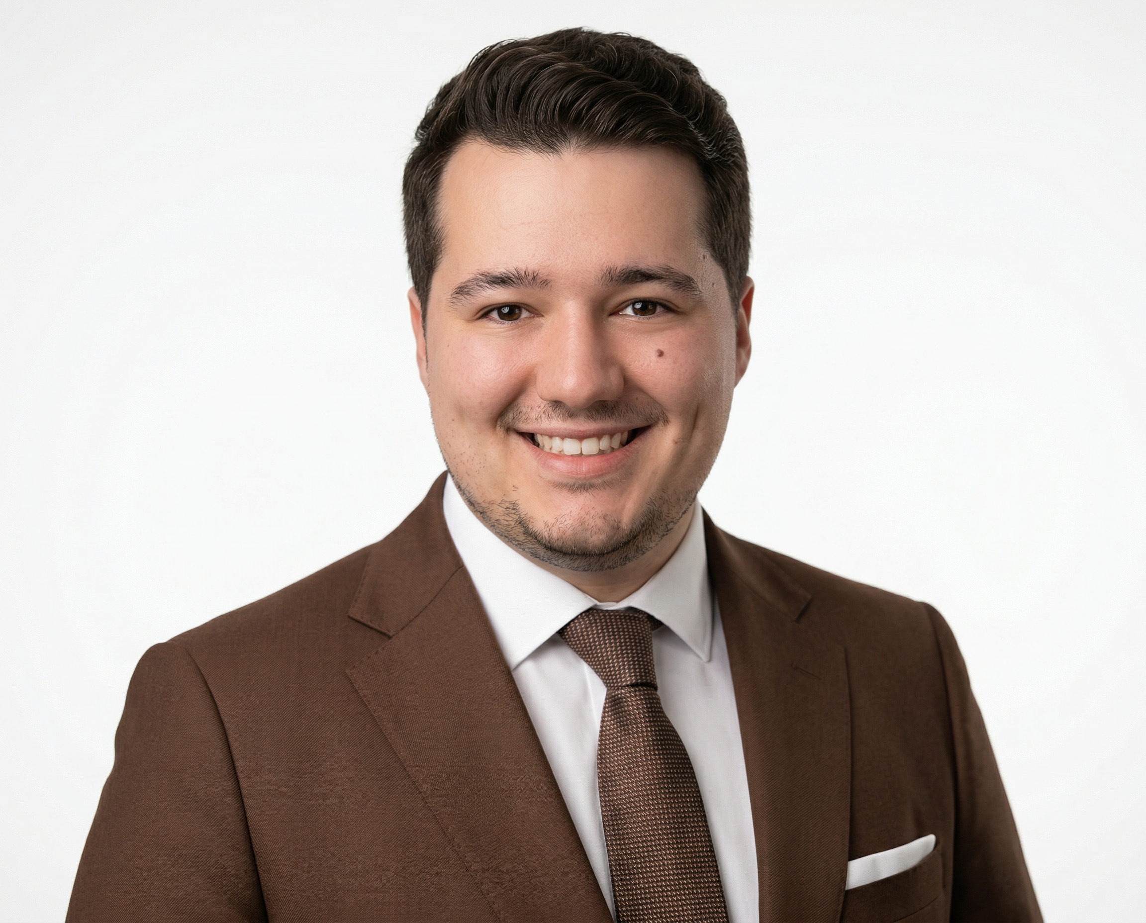 Enver Vierkötter, Geschäftsführer und Investmentberater